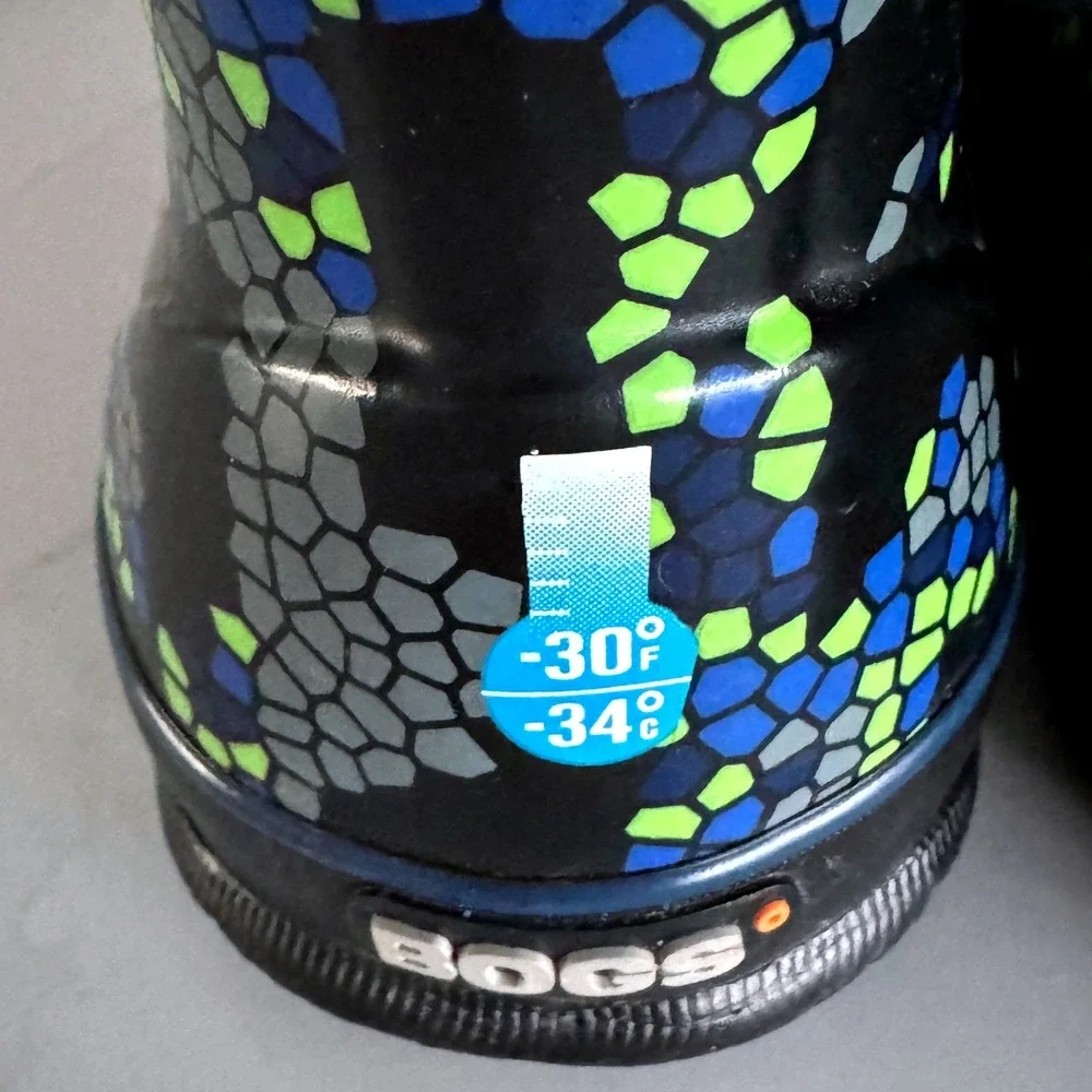 Bogs Classic Axel Rain Snow Boots Youth 5 Black Blue Green Waterproof Insulated